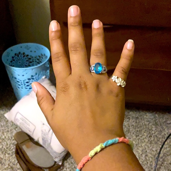 Blue ruby ring - Picture 3 of 3